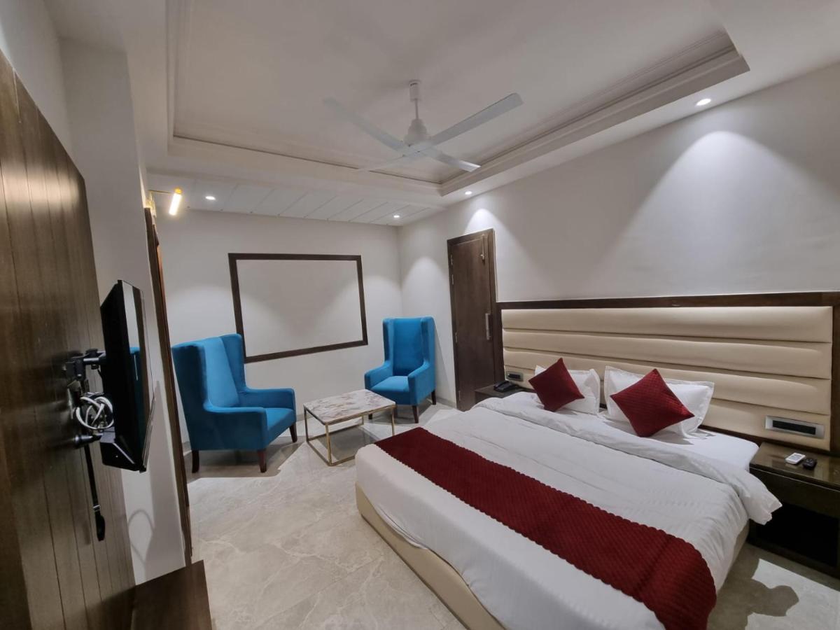 Luxe Resorts - Centrally Heated Air Conditioned Hotel In The Heart Of Kasauli Eksteriør bilde