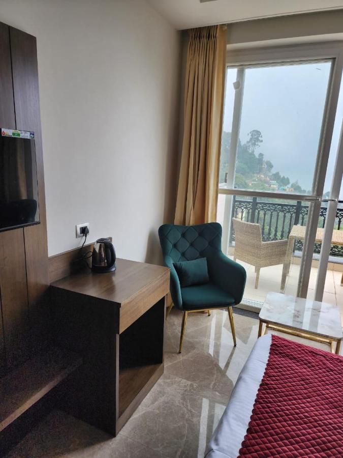 Luxe Resorts - Centrally Heated Air Conditioned Hotel In The Heart Of Kasauli Eksteriør bilde