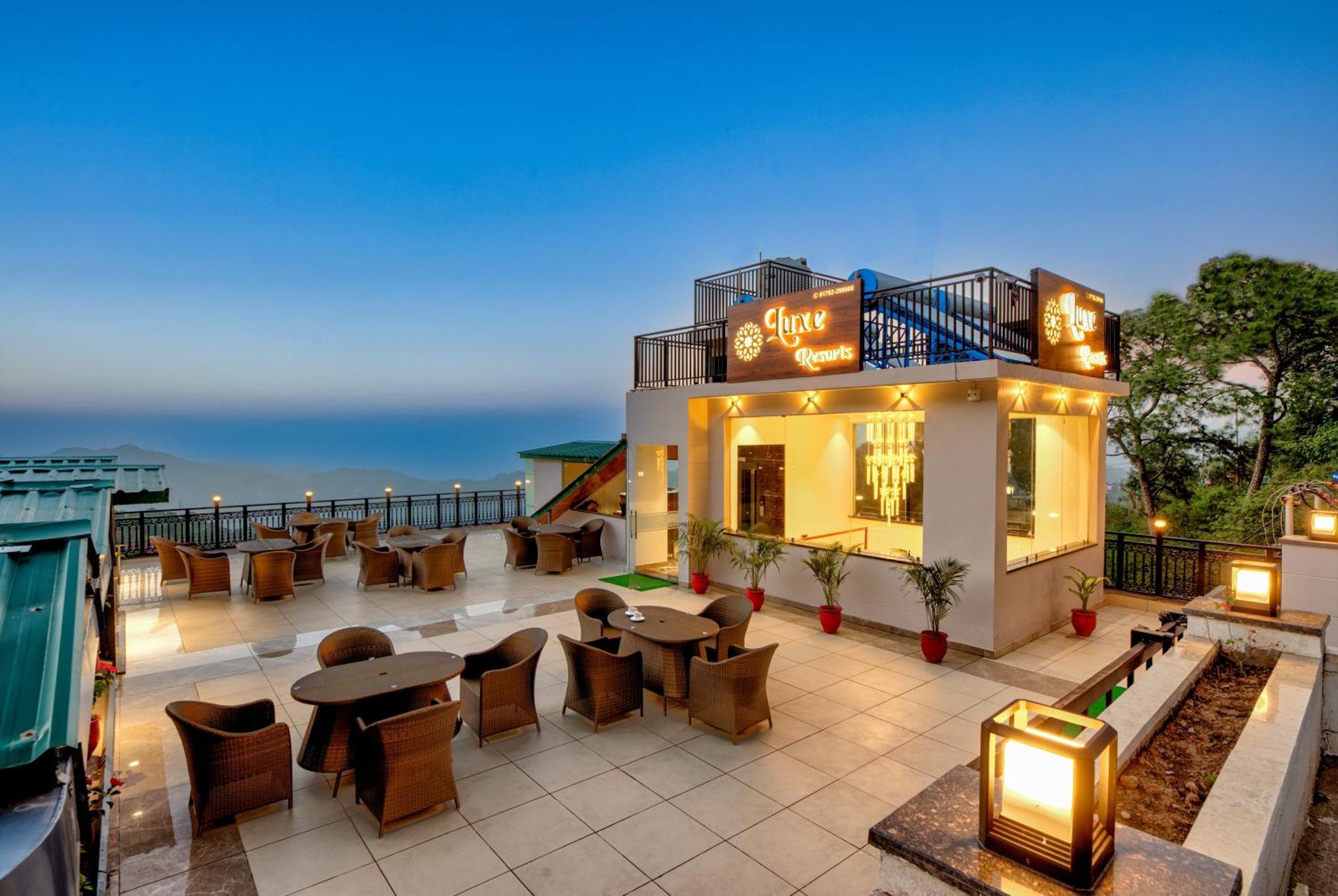 Luxe Resorts - Centrally Heated Air Conditioned Hotel In The Heart Of Kasauli Eksteriør bilde