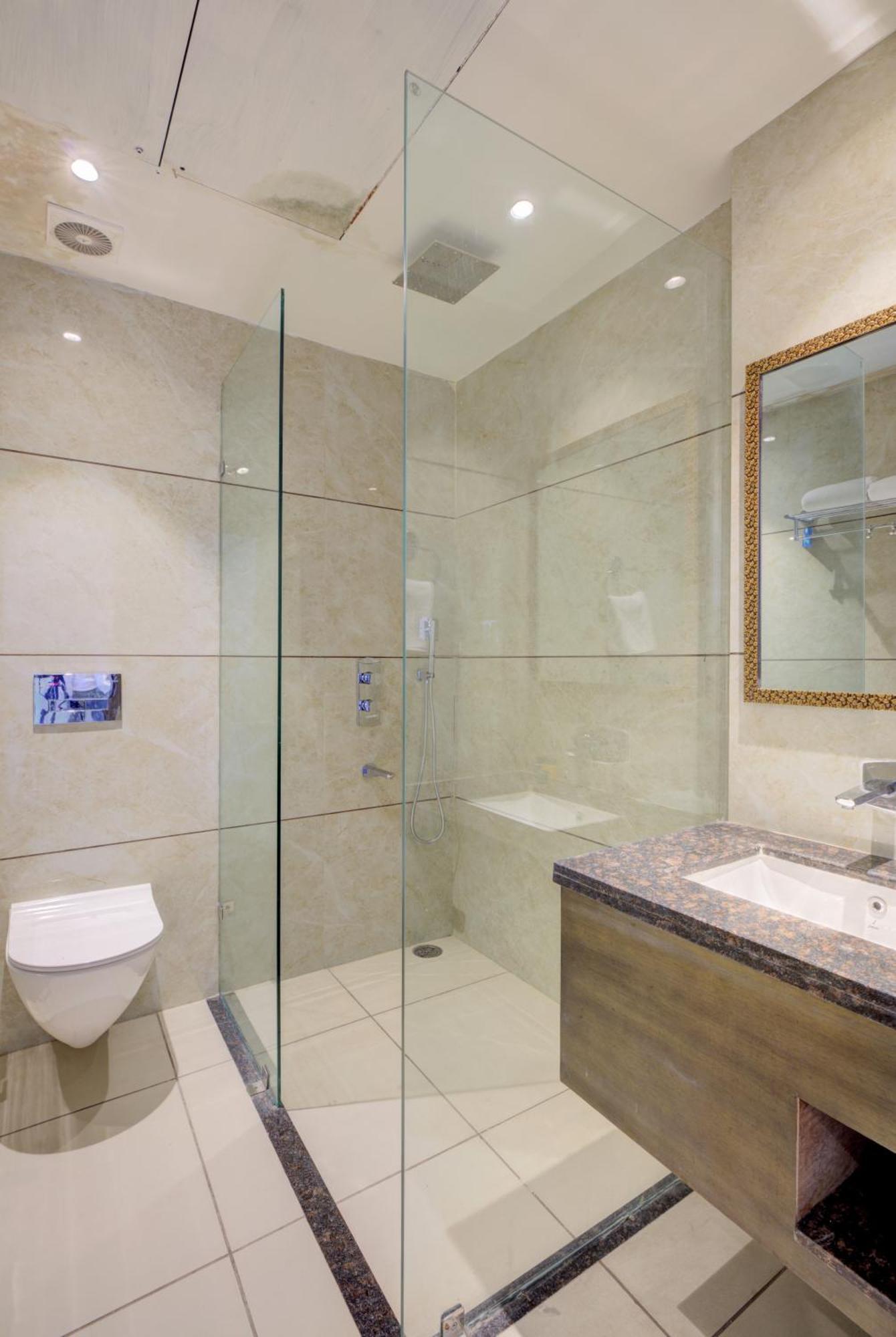Luxe Resorts - Centrally Heated Air Conditioned Hotel In The Heart Of Kasauli Eksteriør bilde