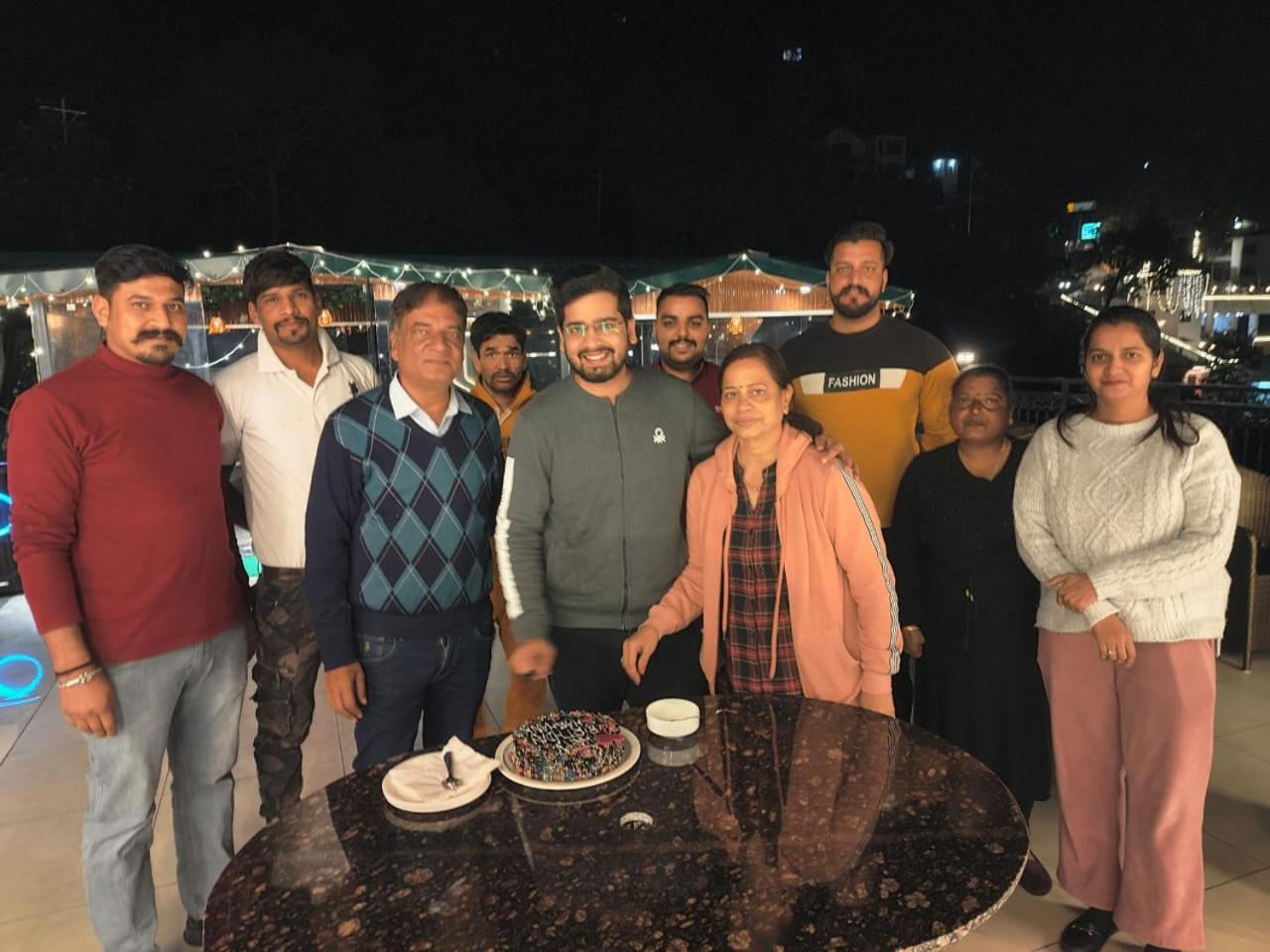 Luxe Resorts - Centrally Heated Air Conditioned Hotel In The Heart Of Kasauli Eksteriør bilde